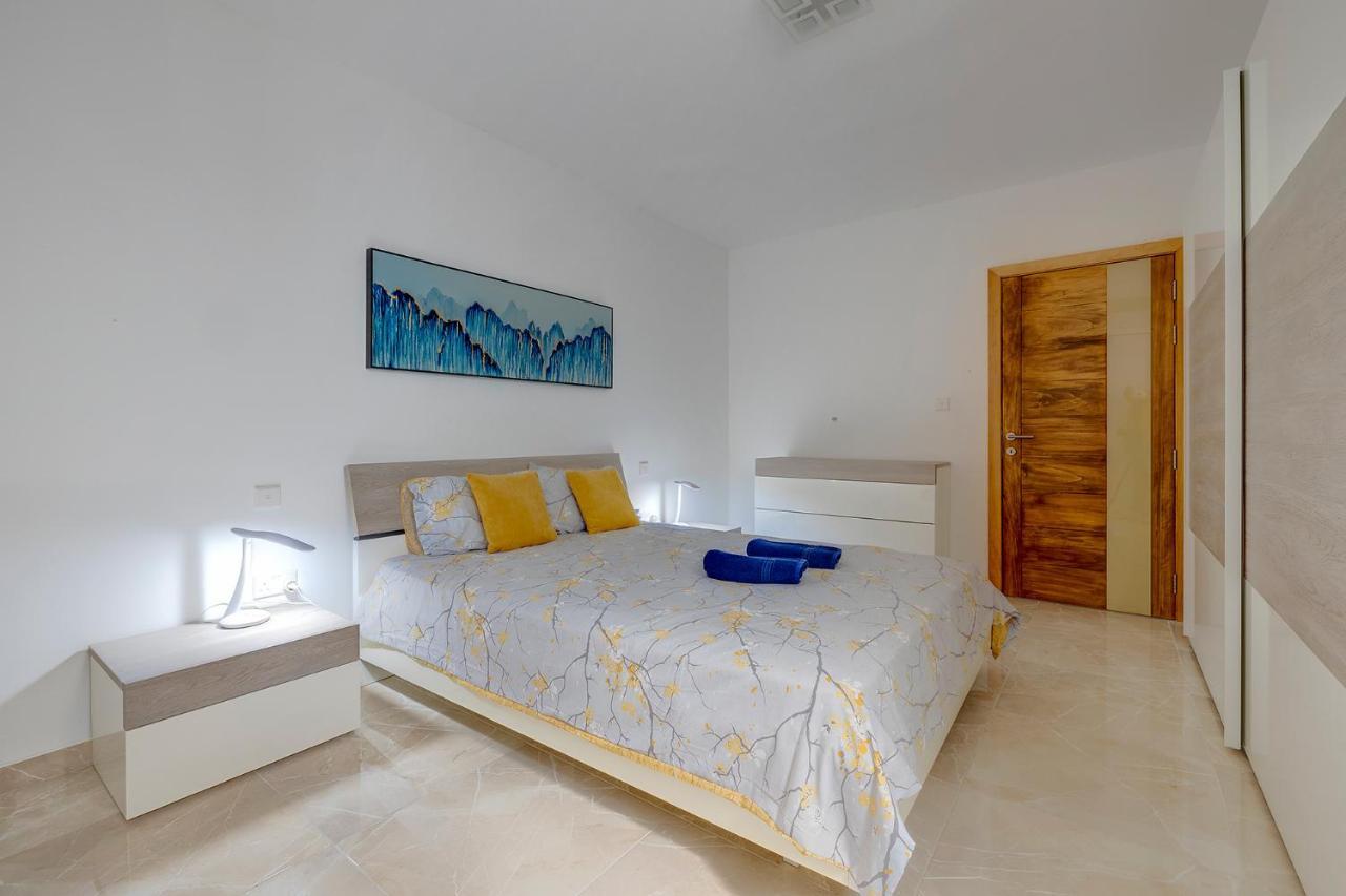 Modern 2Br Apartment In Central St Julian'S Saint Julian's 외부 사진